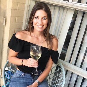 Meet your Posher, Fayleen